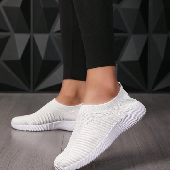 White Slip-On Sneakers with Breathable Mesh. Size 8 - Picture 2 of 10